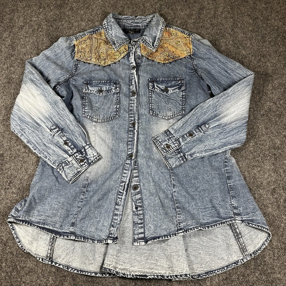 Lola P Denim Shirt Womens Small Blue Acid Wash Tapestry Western Boho High‎ Low